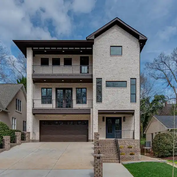 TRANSITIONAL NEW CONSTRUCTION HOME IN MYERS PARK