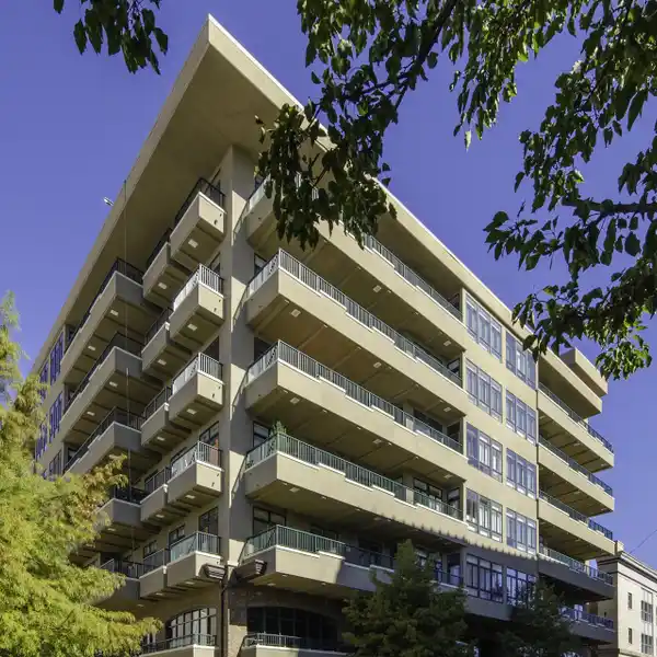DOWNTOWN ASHEVILLE CONDO WITH MOUNTAIN VIEWS