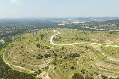 21.5-acre Ranchette in the Preservation Ranch