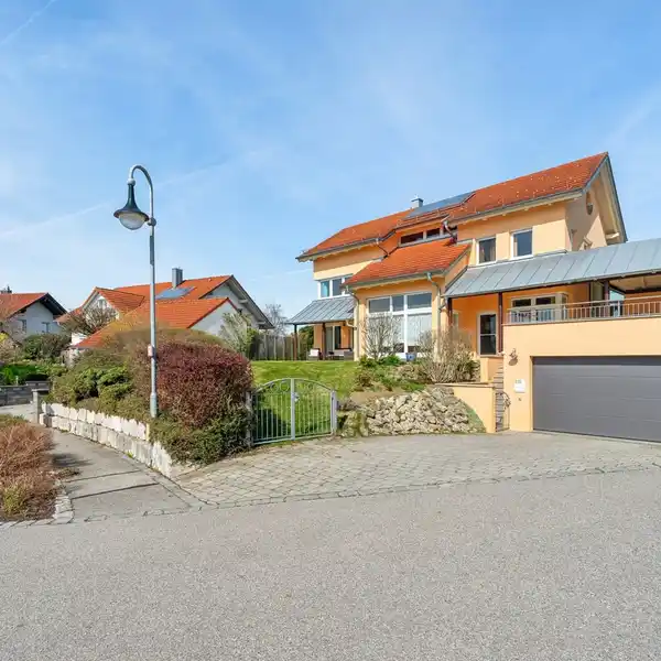 IMPRESSIVE AND EXCLUSIVE PROPERTY IN A FANTASTIC AND PRIVILEGED LOCATION OF ZANGBERG