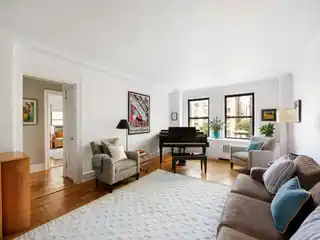 Gracious Corner Four Bedroom Residence in a Prestigious Building