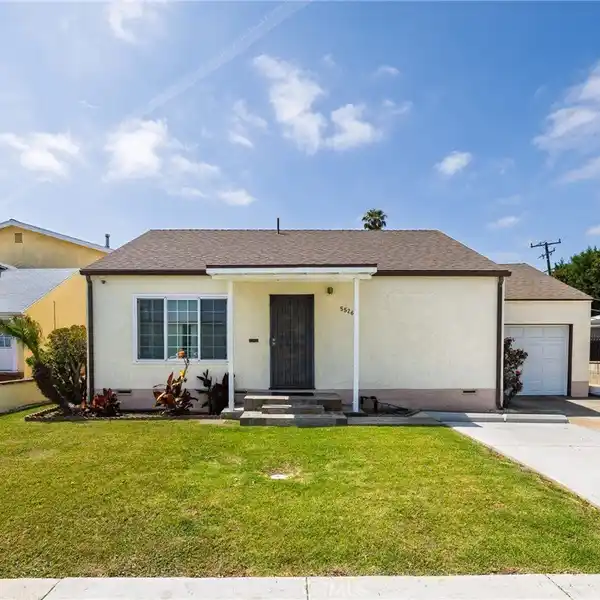CHARMING HOME WITH ROOM TO EXPAND