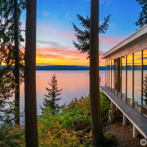 RARE MID-CENTURY MASTERPIECE
