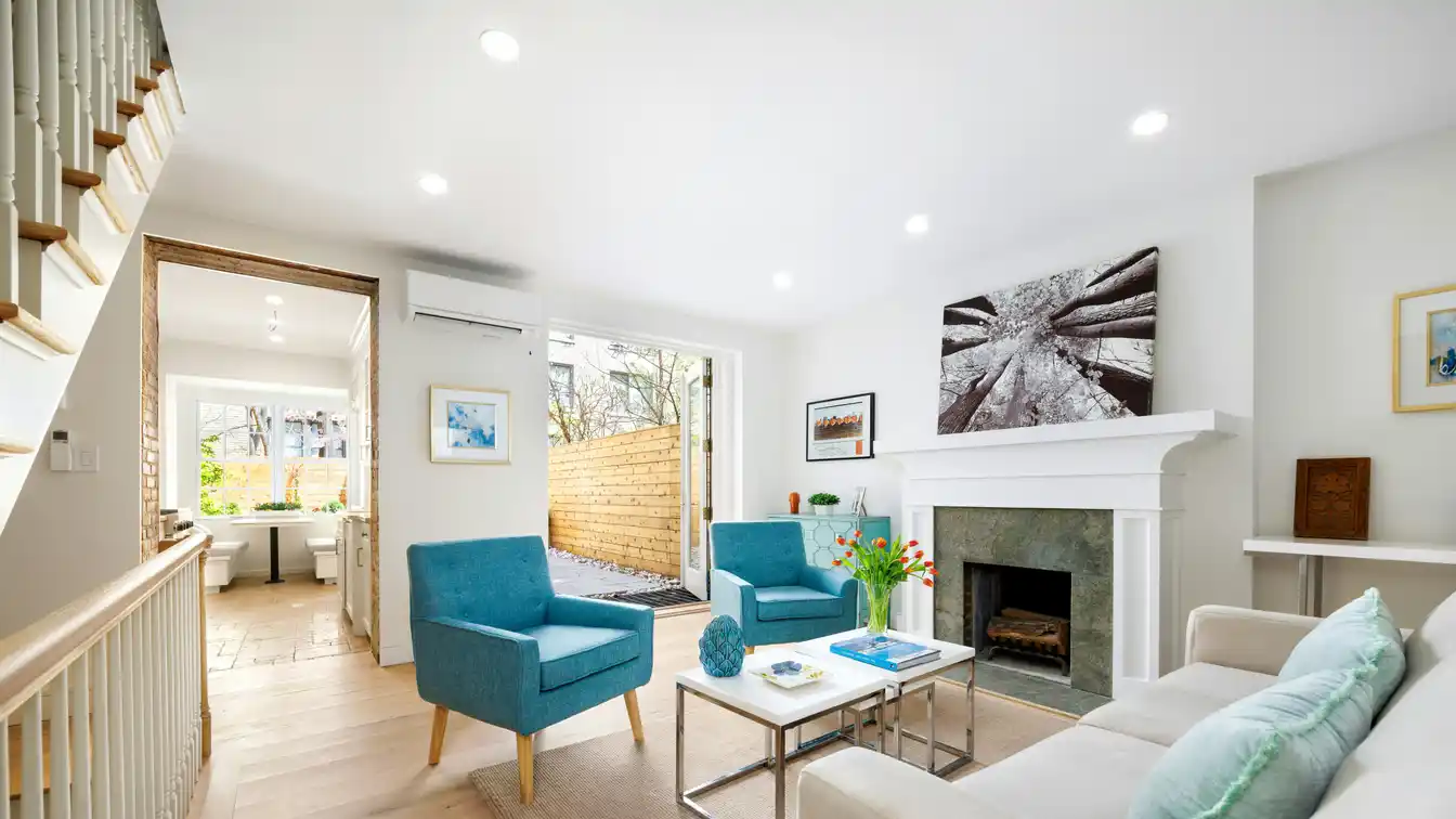 Tranquil Townhouse Garden Triplex