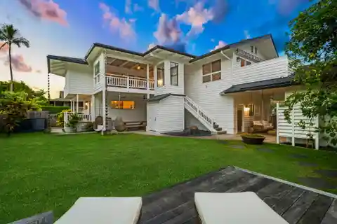Beautifully Renovated Home in Hanalei