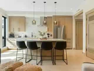 Stunning New Construction One-bedroom Residence