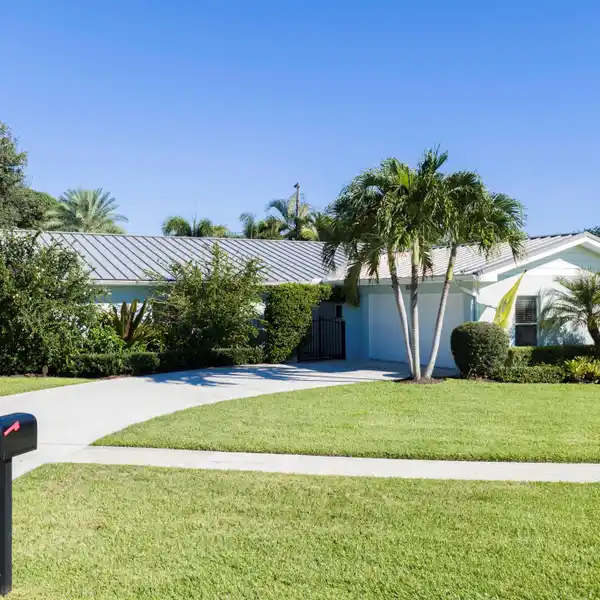 EFFORTLESS RANCH-STYLE LIVING MEETS RESORT-INSPIRED OUTDOOR LUXURY