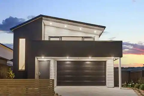 Pinnacle of Sophisticated Coastal Living