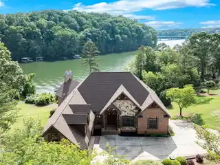 Exceptional Estate on Lake Lanier