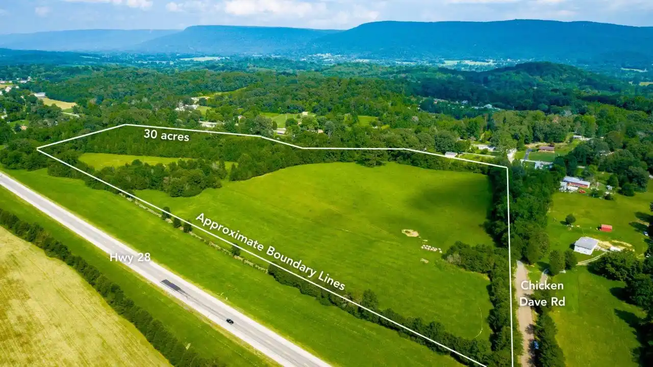30 Acres in Prime Location