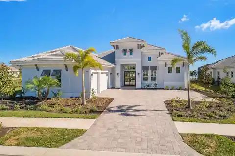 Exceptional Lakefront Property in Coveted Lakewood Ranch