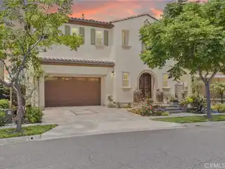 Beautifully Upgraded Home in Highlands