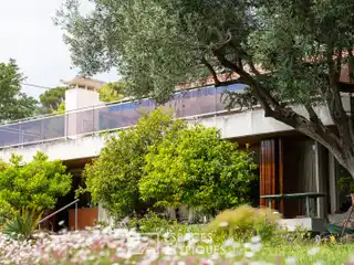 Californian-Inspired Villa to Reinvent