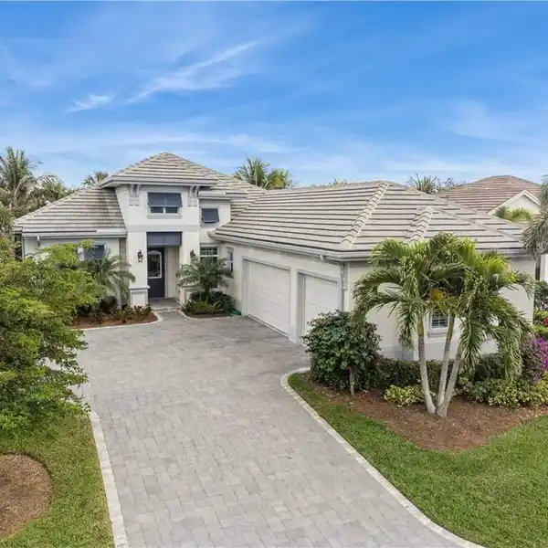 HIDDEN GEM IN AN AMAZING COMMUNITY