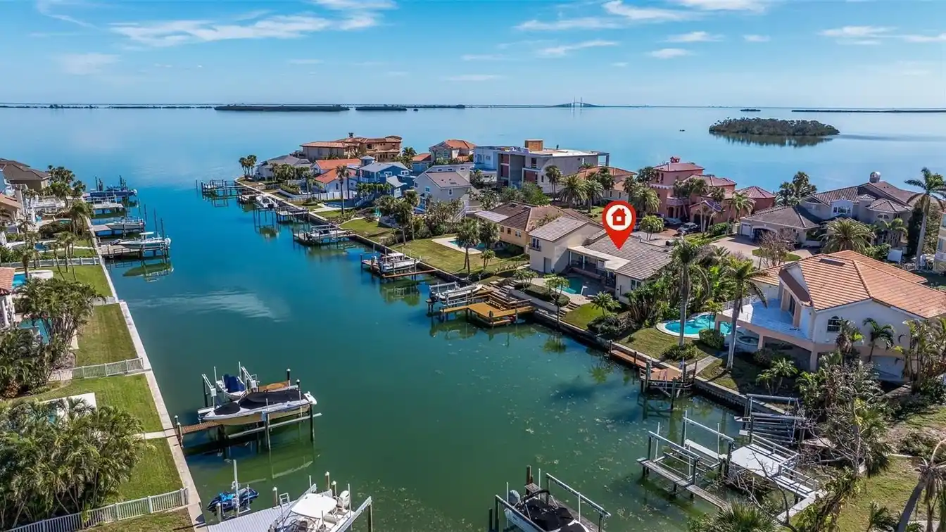 Exceptional Home in Sands Point