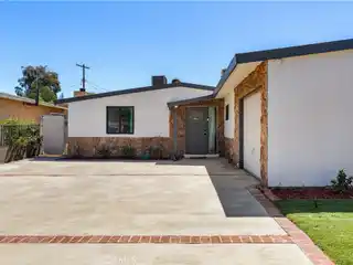 Charming Valley Gem