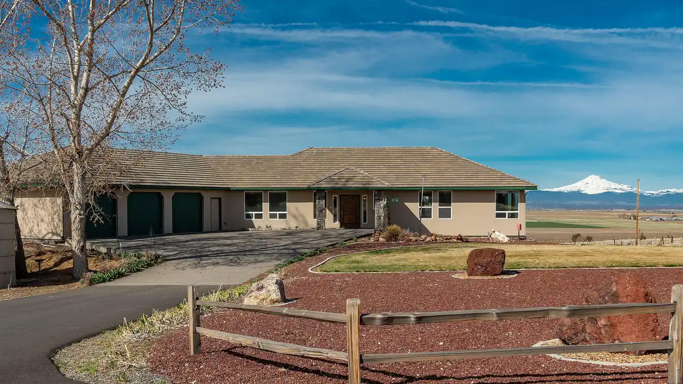 Amazing 33-acre Horse Property