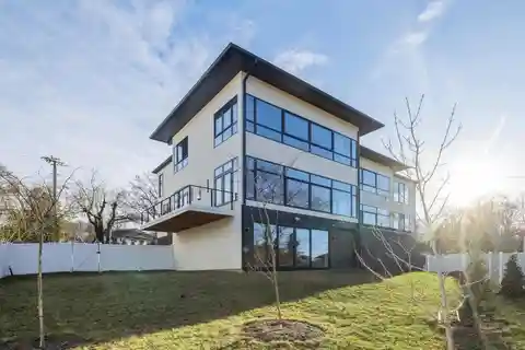 Urban Energy Meets Resort-Style Luxury