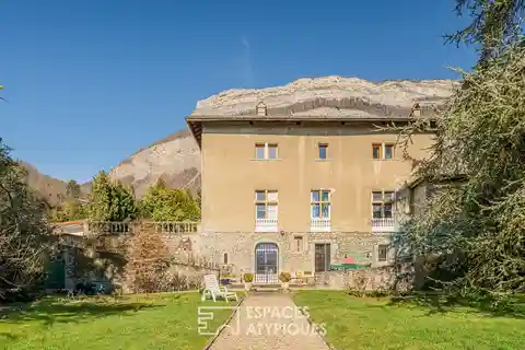 Historic Meylan Estate with Panoramic Views
