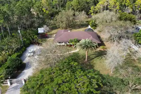 Beautiful Country Home in South Redland