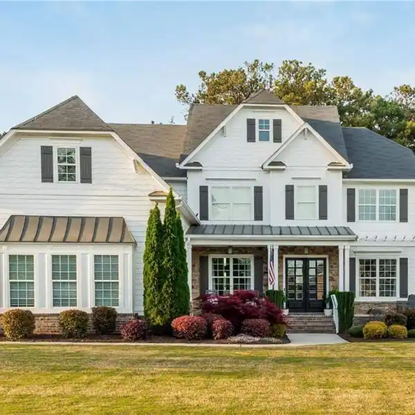 BEAUTIFULLY APPOINTED HOME IN BLUE VALLEY