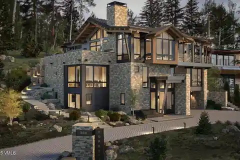 Unmatched Luxury Ski-in Home Opportunity