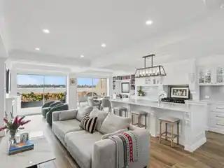 Entertainer’s Riverside Townhouse with Corian Kitchen and Bbq