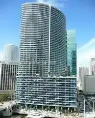 Lower Penthouse in the Prestigious Epic Residences