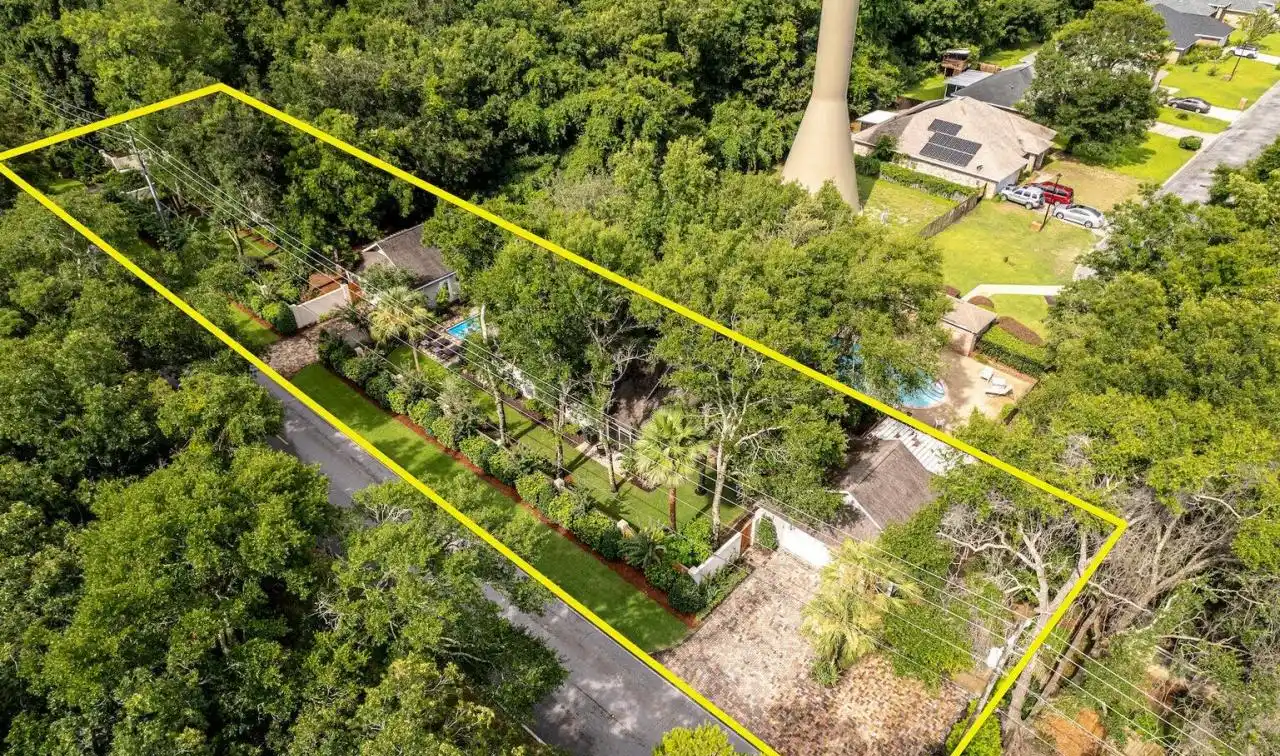 Unique Family Compound