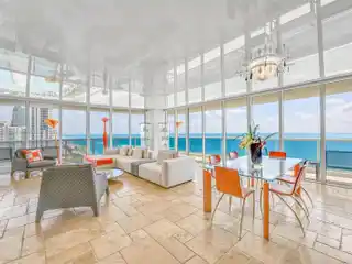 Unique Ocean-view Corner Unit