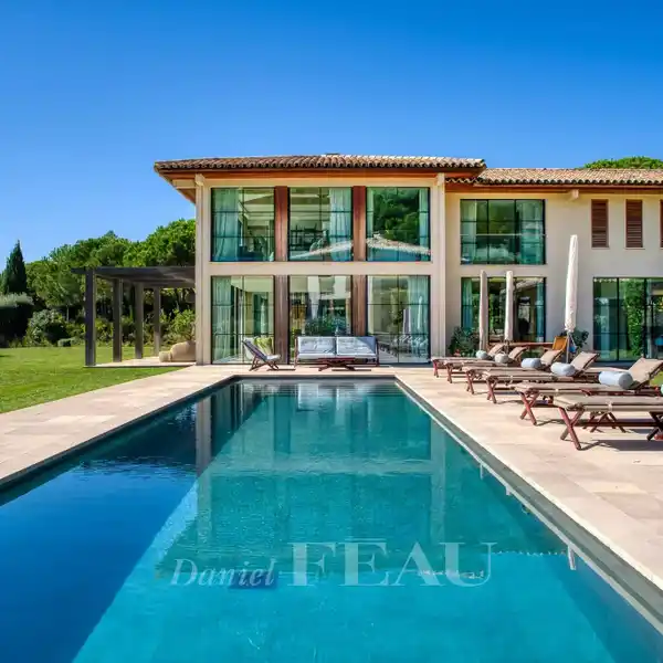UNIQUE PROPERTY IN AN EXCEPTIONAL LOCATION