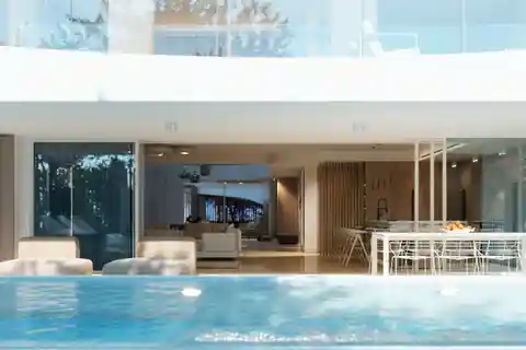 Modern Ground Floor Maisonette in the Heart of Voula