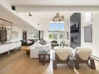 Zen-Inspired Golf Course Townhome at Mission Ridge