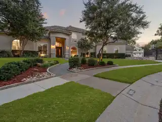 Beautiful Residence in Coventry Manor
