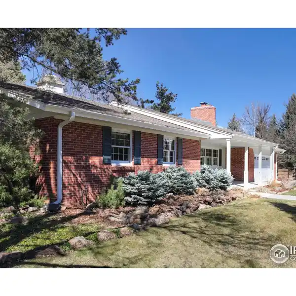 COLORADO CRAFTSMAN RANCH IN BOULDER COUNTRY CLUB