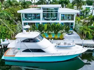 Chic New Construction on Deep Water