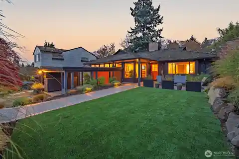 Delightful Modern Gem with Designer Touches