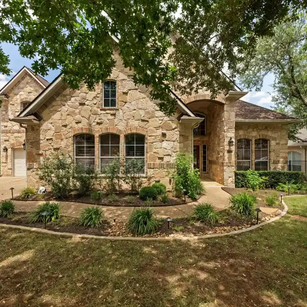 GORGEOUS AND SPACIOUS HOME IN GATED MUIRFIELD