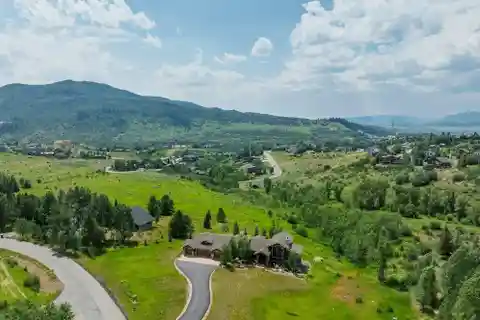 Privacy and Luxury in Exclusive Fish Creek Meadows