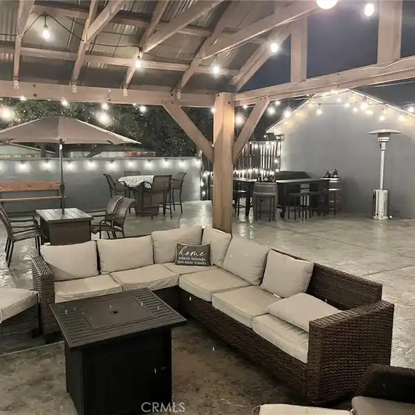 RARE DUAL-LIVING OPPORTUNITY IN WEST COVINA