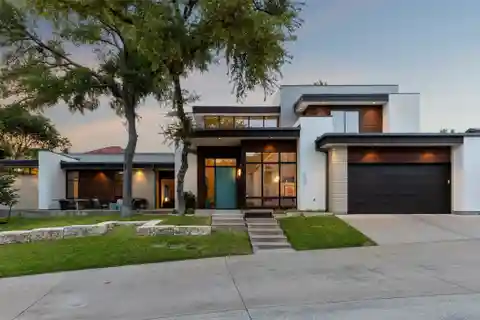 Contemporary Home Designed and Built by Tom Greico