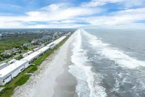 Quintessential Ponte Vedra Beach Retreat