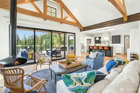 Gorgeous Home in Crystal Lake