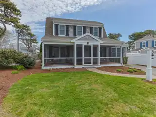 Custom Cottage Steps to Beach