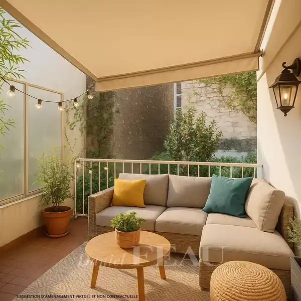 BRIGHT SOUTH-FACING APARTMENT NEAR CHAMP DE MARS
