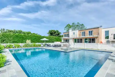 Completely Renovated Modern Home for Rent