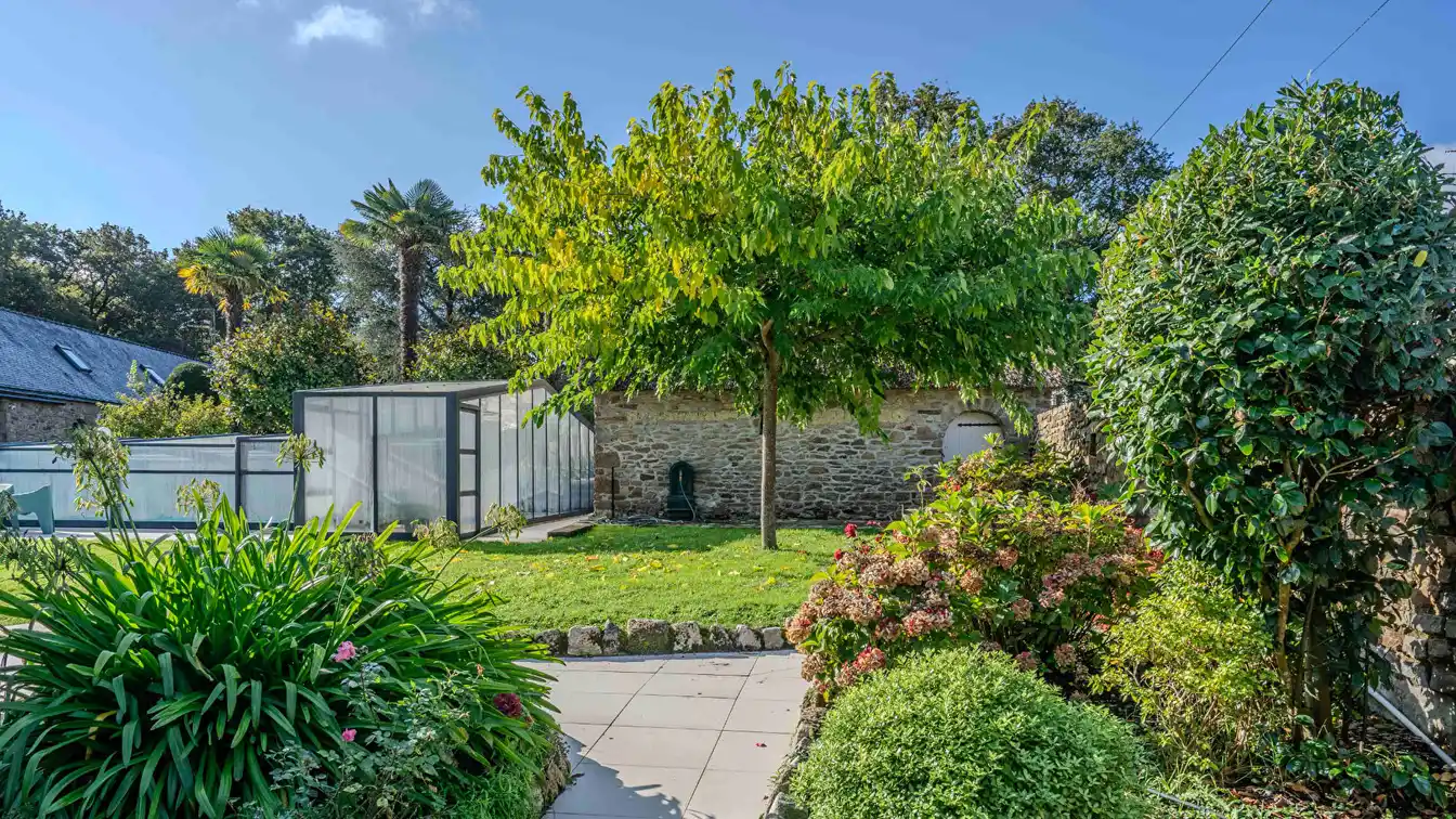 Versatile Property in Ideal Location