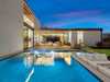 ARCHITECTURAL MARVEL IN BARTON HILLS