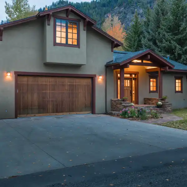 CUSTOM CRAFTSMAN HOME IN THE HEART OF WEST KETCHUM