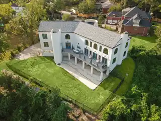 Stunning Architectural Gem on a Serene Cul-de-sac